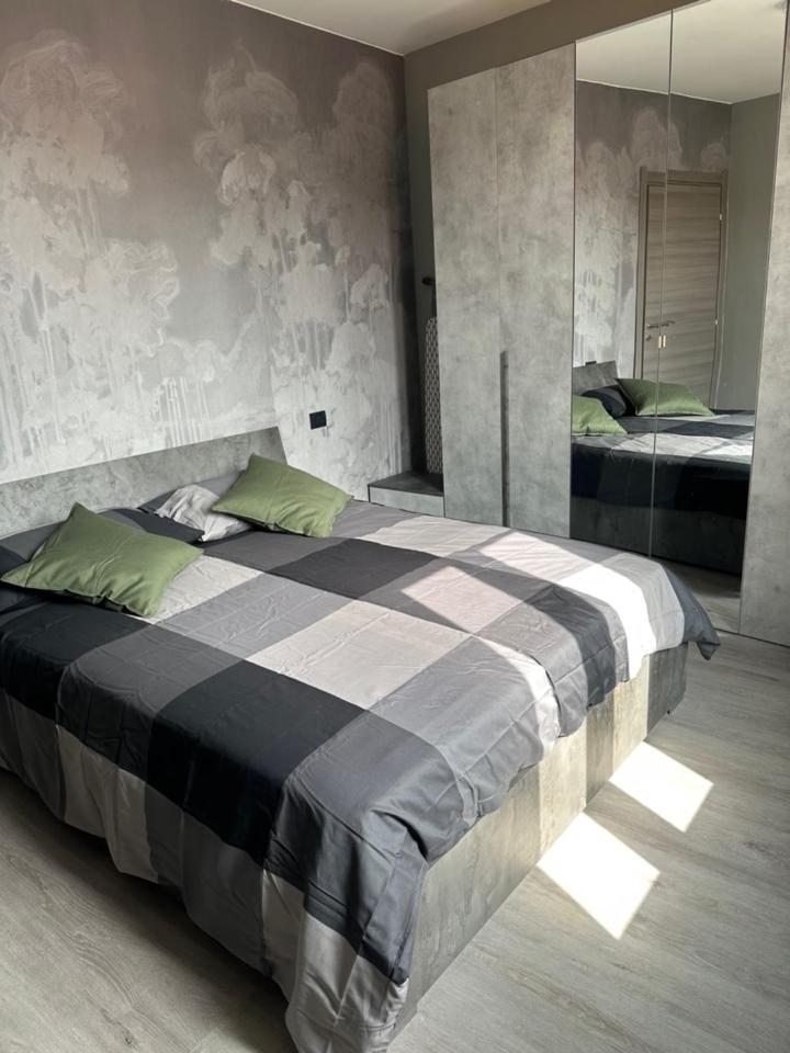 Corte Grande Apartment Lipomo Kültér fotó